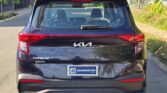 KIA CARENS LX 1.5L 6 MT